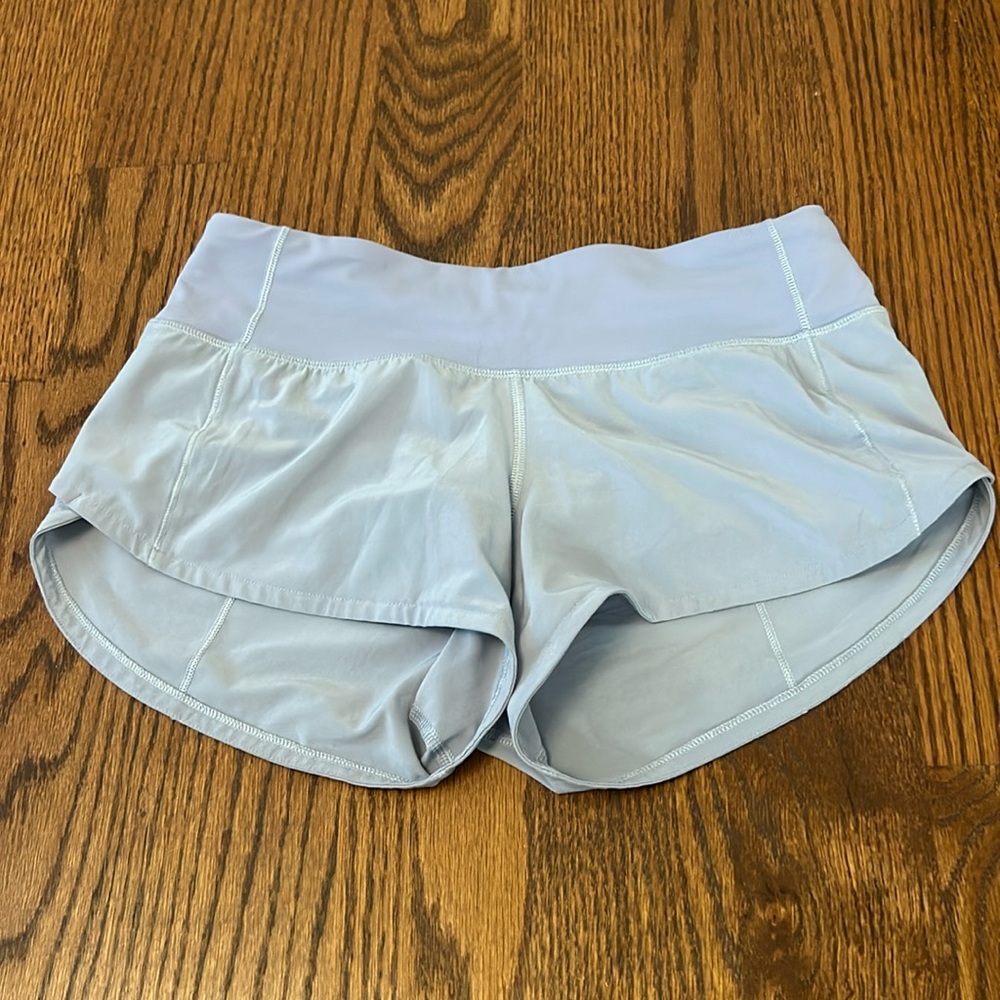 Lululemon Speed Up Shorts 2.5 Light Purple Size 2